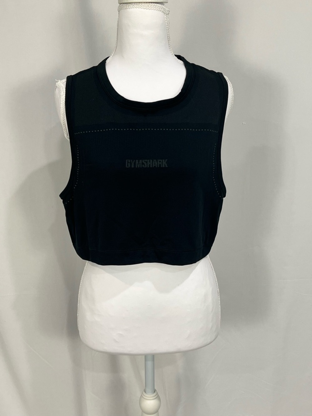 Gymshark Midnight Black Crop Top Women’s Athletic Tank Top Black Small